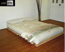 Futon Lounge