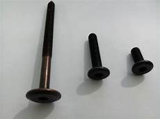 Sofa Bolts